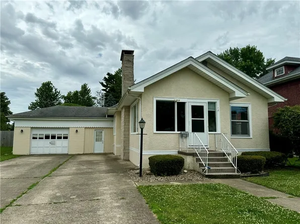 845 E Washington St, Hoopeston, IL 60942