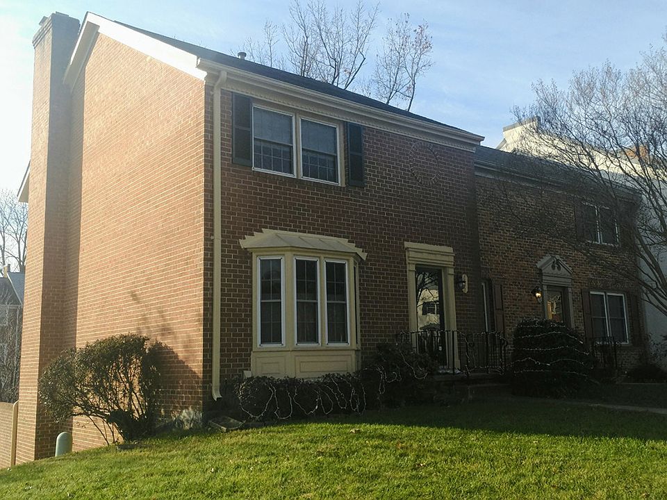 1st image of 6001 Queenston St