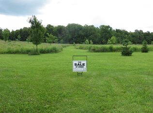 4002 Makyes Rd, Syracuse, NY 13215