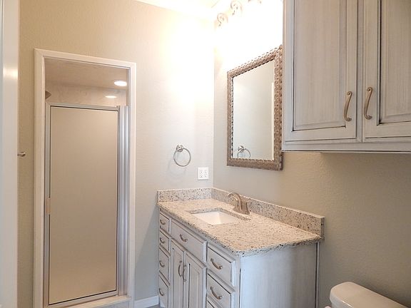 2nd image of 7900 Autumn Dr