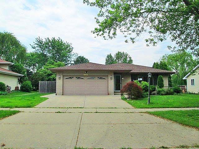 1st image of 3942 N Galena Ave