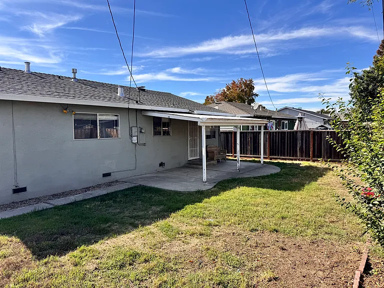 40552 Verne St — Photo 5