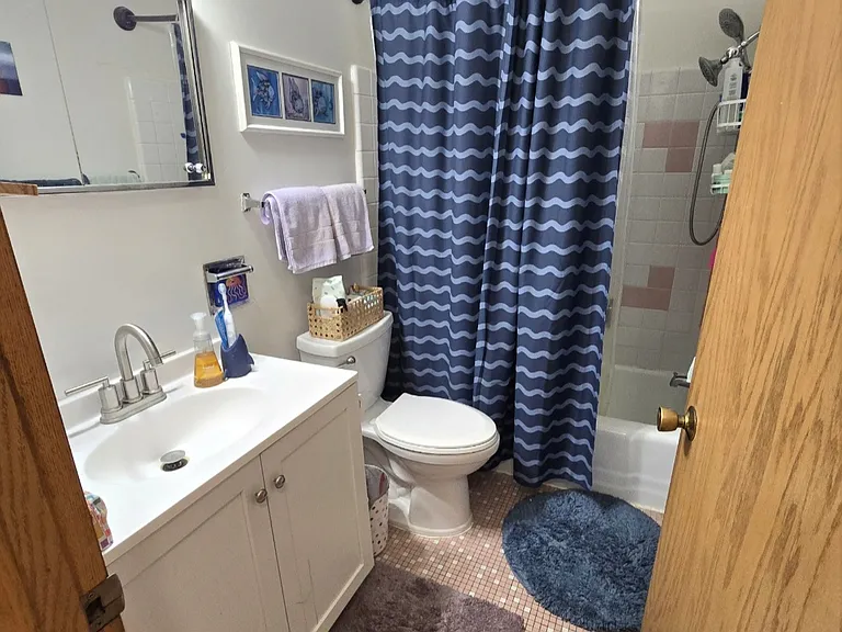 206 Kings Row #B — Photo 12