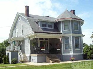 28 McCready Ave, Wheeling, WV 26003