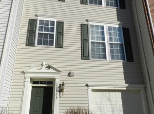 15823 Bobolink Dr, Woodbridge, VA 22191