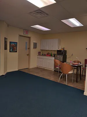 Sold by Maximillion Realty, Inc. | media 5