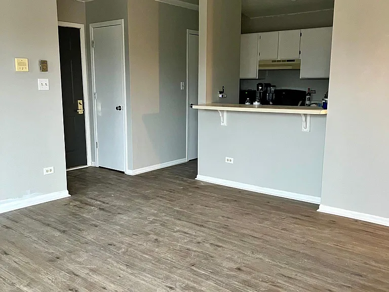 Kitchen/eating area