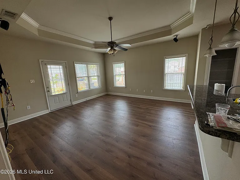 17038 Date Palm Dr — Photo 8