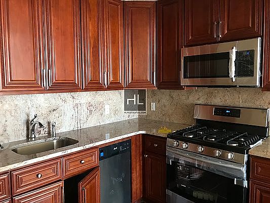 4th image of 9034 171st St #5A