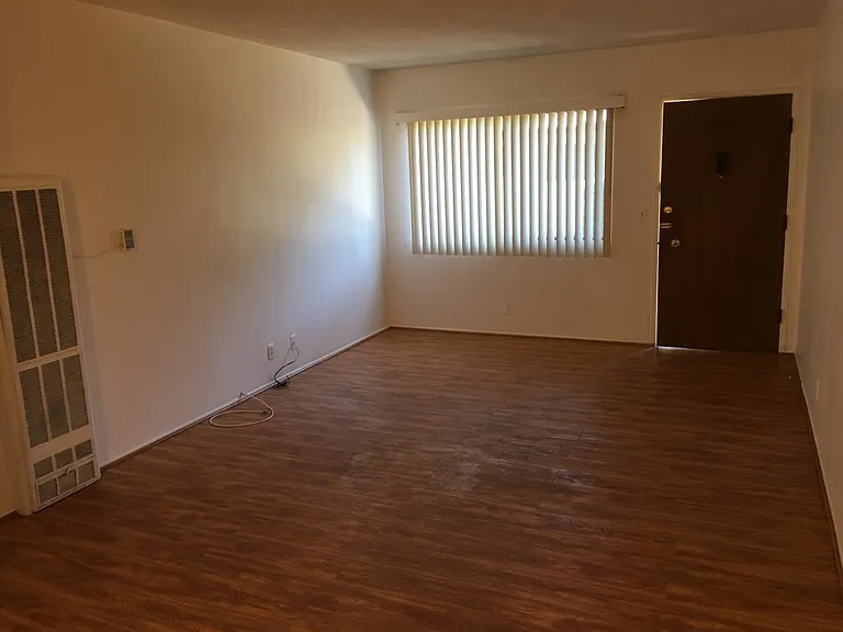 6445 Shirley Ave — Photo 9