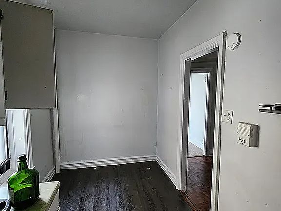 5th image of 103-16 120th St #C4