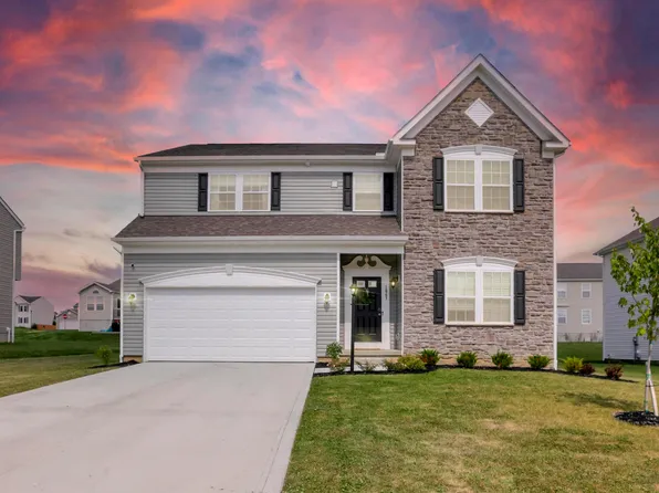 1063 Legacy Ln, Pataskala, OH 43062