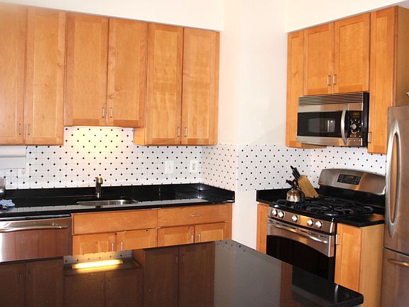 3rd image of 4490 Market Commons Dr Unit Penthouse 01