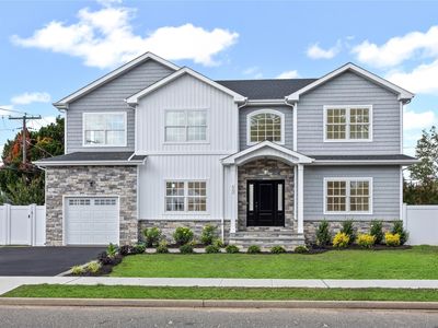 60 Schoolhouse Road, Levittown, NY, 11756