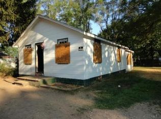 2050 Hatch St, Benton Harbor, MI 49022