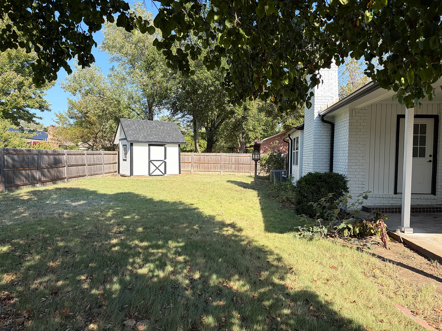 3 bed, 2.5 bath, 1500 sqft, $1,950 — Photo 4