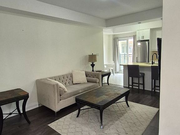 4th image of 3077 Cawthra Rd #17
