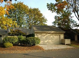258 Spyglass Dr, Eugene, OR 97401