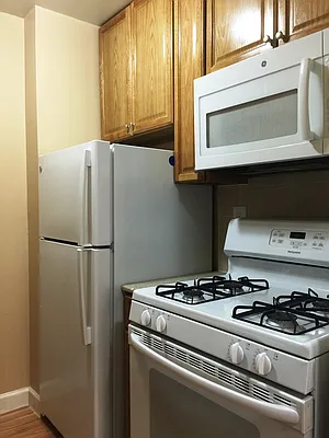 Rented by Prime Realty | media 5