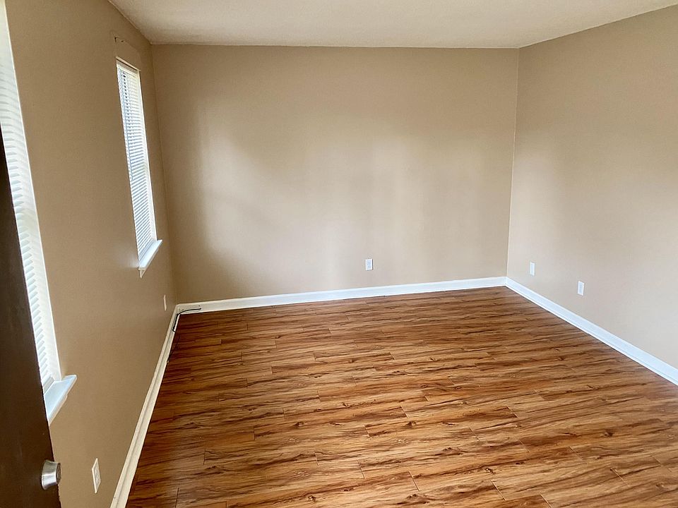 Livingroom entry