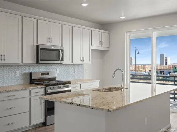 16592 Shoshone Place, Broomfield, CO 80023