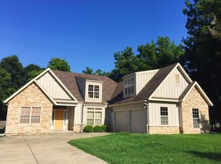742 S Meteor Ave, Springfield, MO 65802