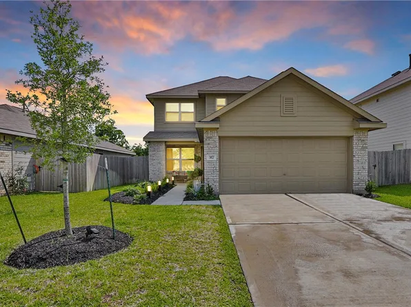 317 Riverwood Village Ln, Sealy, TX 77474