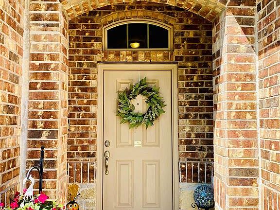 2nd image of 23802 San Barria Dr