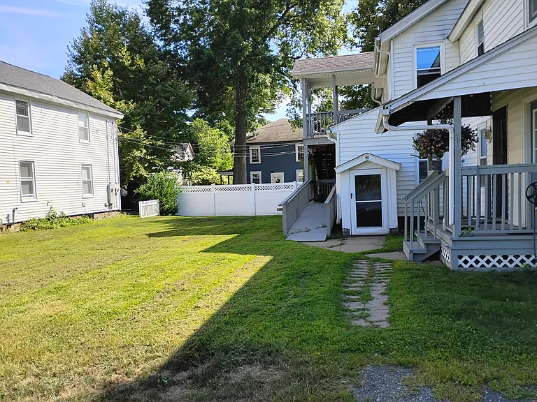 9 Sherman St #2 — Photo 13