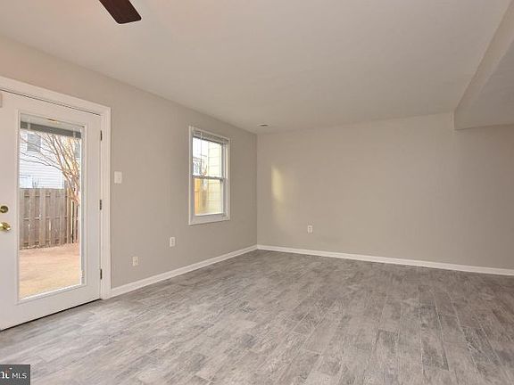 4th image of 8856 Cherry Oak Ct