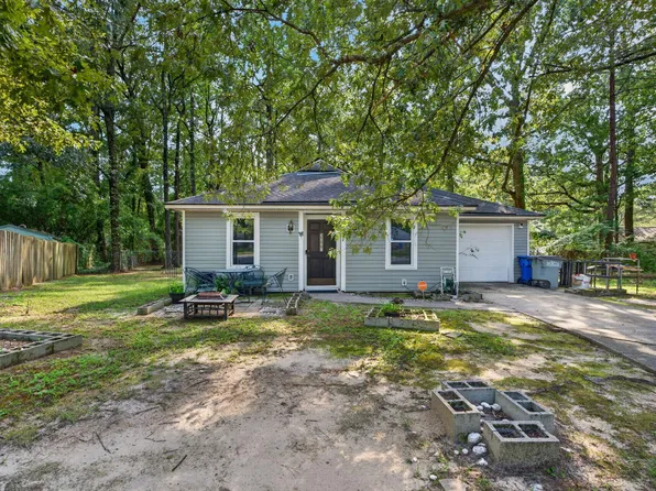 3421 Firetree Ct, North Charleston, SC 29420