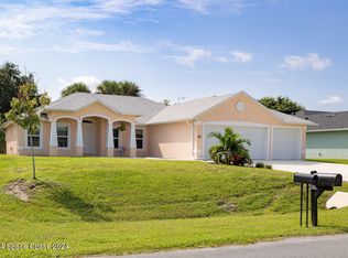 331 Seaside Ter, Sebastian, FL 32958