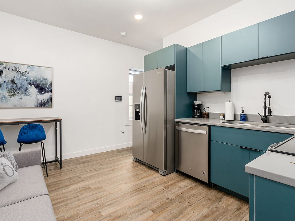 1st image of 595 E Broad St #1