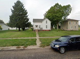 302 Center St, Middletown, IA 52638