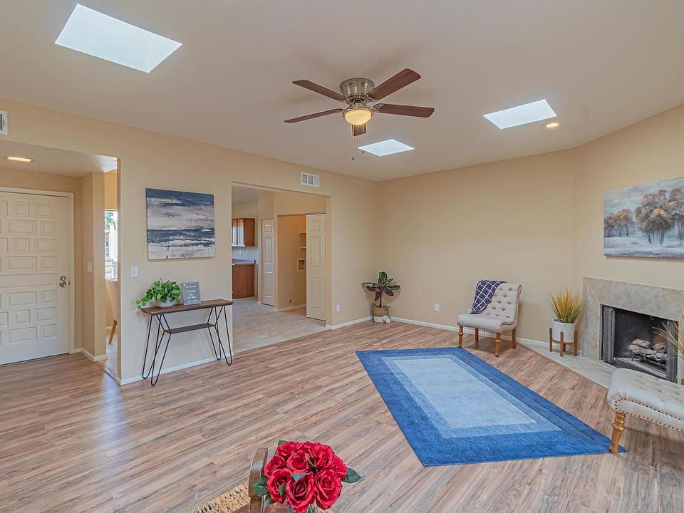 1st image of 8140 E Daniella Cir