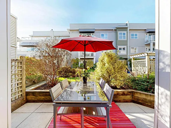 4738 53rd St #105, Delta, BC V4K 2Z1