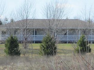 12754 Kober Rd, La Porte City, IA 50651