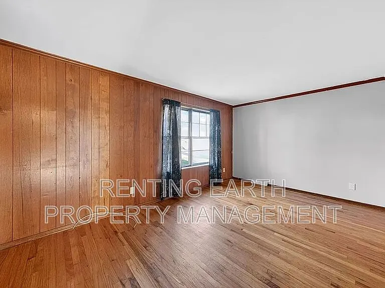 8908 Scottdale Ave — Photo 15