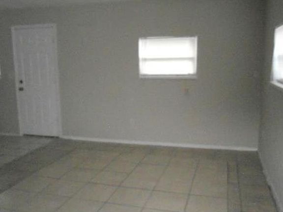 3rd image of 1944 14th Ave S
