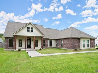 1107 Midway Rd, Slaughter, LA 70777