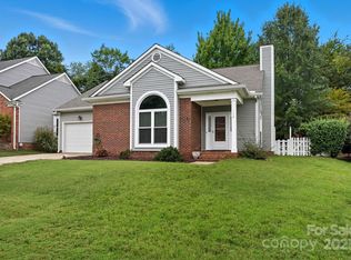 116 Lakewood Circle Dr, Mooresville, NC 28117