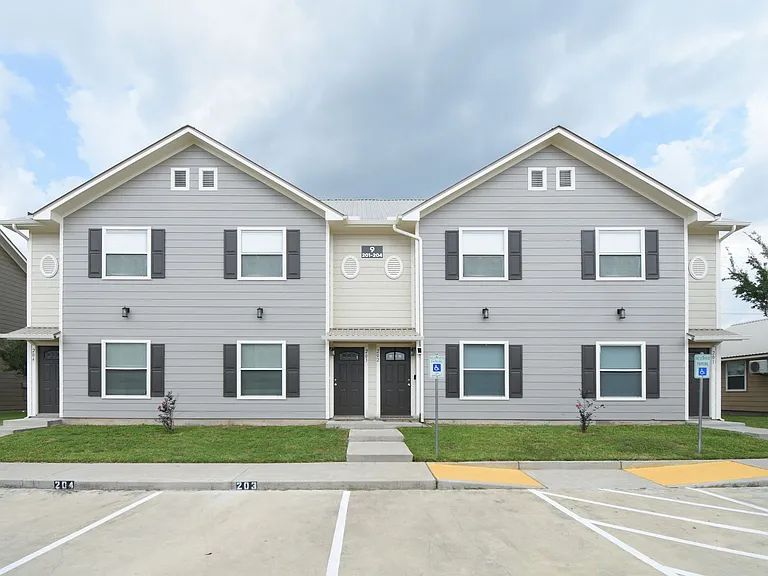 The Villas Apartments — Photo 31