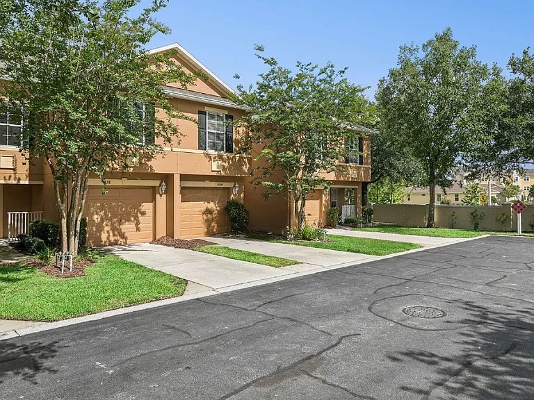 4338 Aristocrat Point — Photo 2