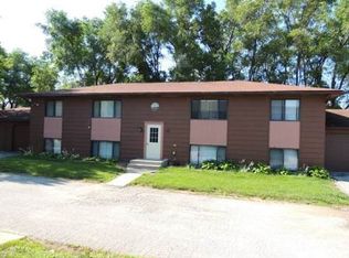 963 Boston Way APT 4, Coralville, IA 52241