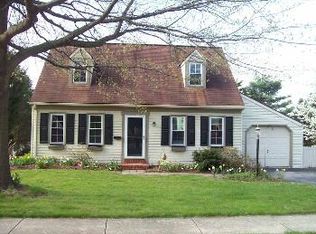 354 Delp Rd, Lancaster, PA 17601