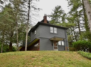 3 Ormsbee Ave, Proctor, VT 05765