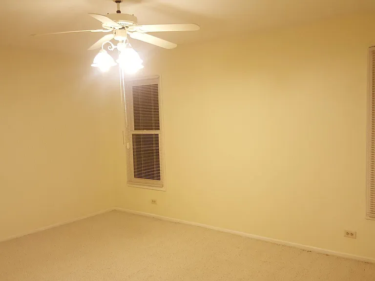 277 Southwick Ct — Photo 8