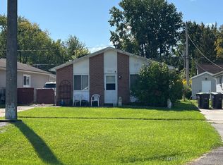 26729 Wick Rd, Taylor, MI 48180