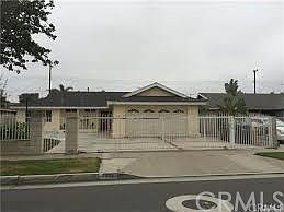 1st image of 1928 W Camden Pl