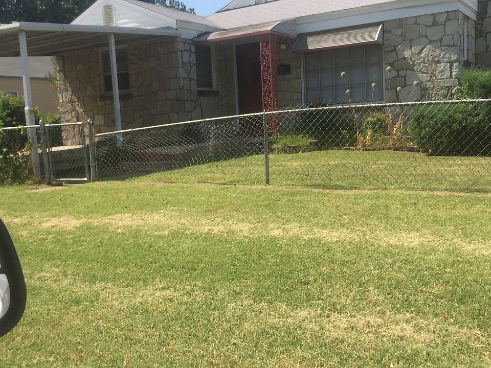 2nd image of 1501 SW 23rd St